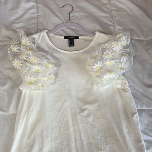 Daisy shirt
